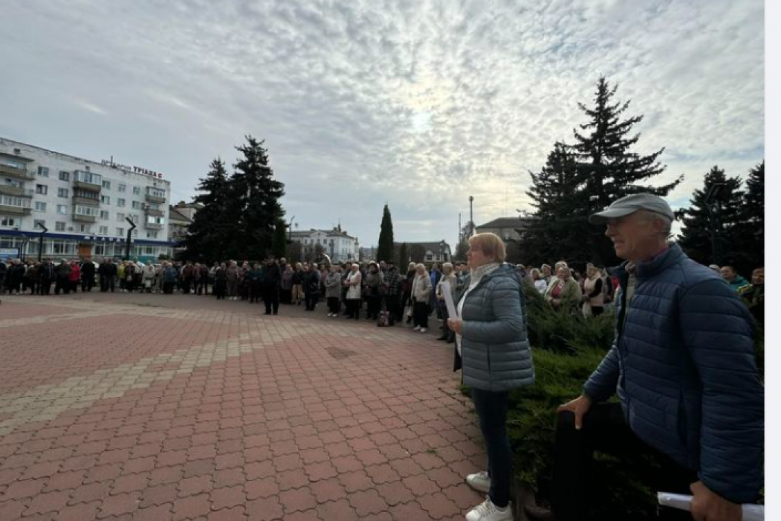 У Коростені “чорнобильці” знову вийшли на мітинг